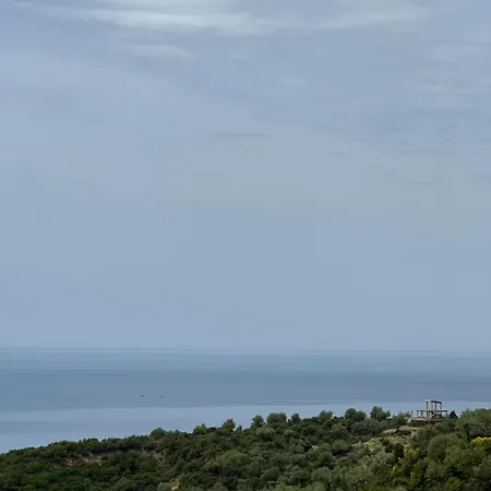 Hyso Vela Hotel Piqeras