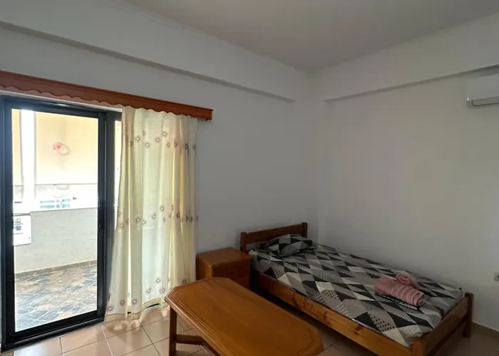 Hyso Vela Hotel